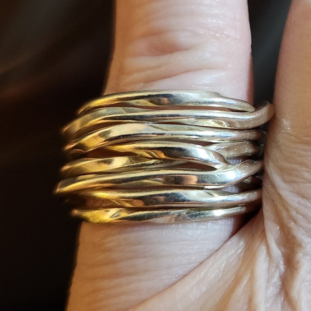 Beautiful Lady's Silver/Rhodium Ring
